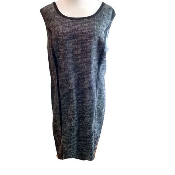 Rafaella Sleeveless B&W Sheath Dress Sz 18W - Picture 1 of 7